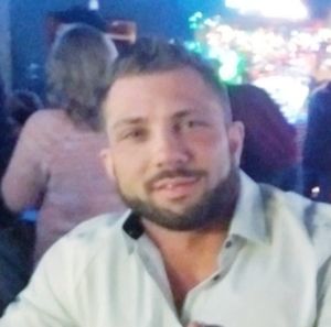 Meet your Posher, Chris